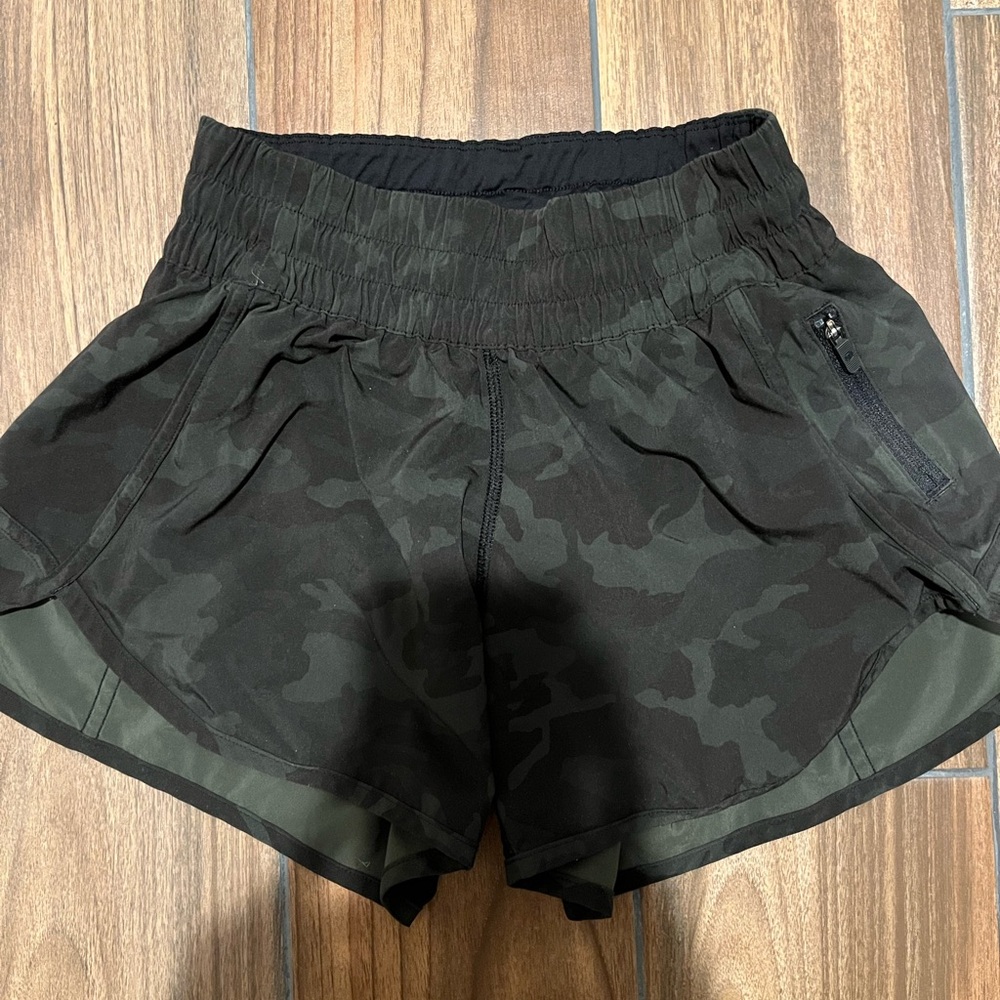 Lululemon Running Shorts, Green Camo, Size 4
